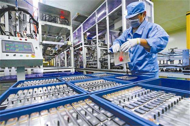 擬投資15億元建設(shè)硅碳負(fù)極、添加劑等鋰電材料項(xiàng)目